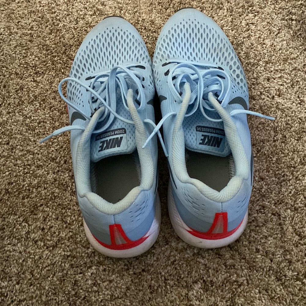 NIKE Mens 12